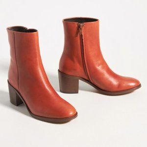 Paola Ferri Tan Leather Heel Boots